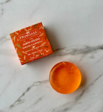 Cargar imagen en el visor de la galería, Jabones Sólidos Naturales
